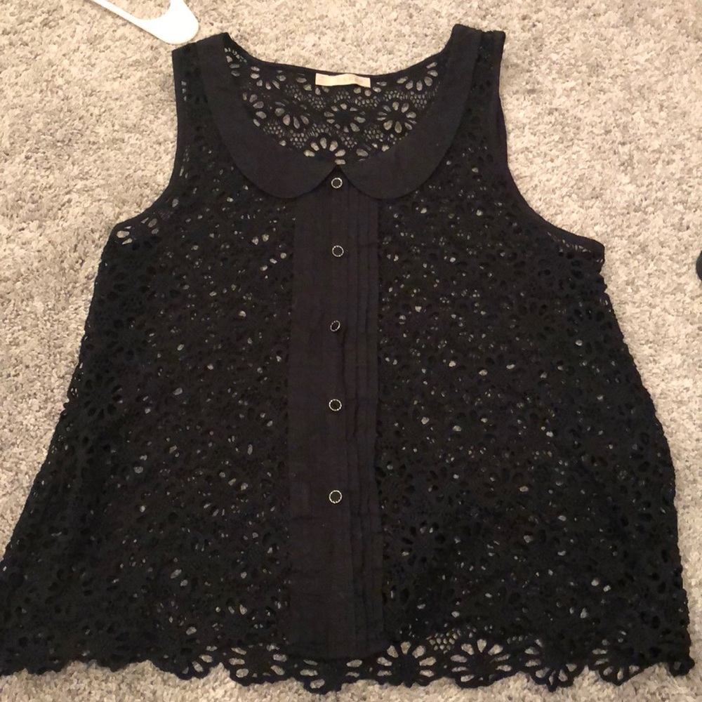 Hinge lace tank top